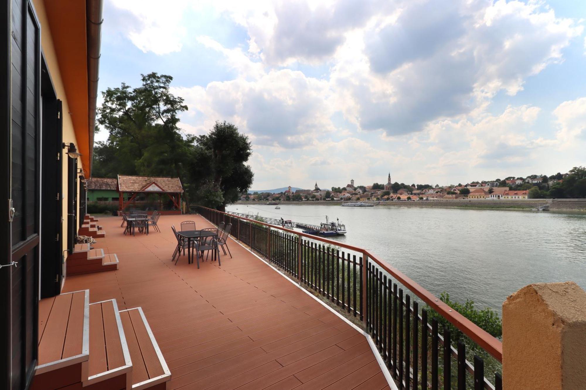 Százesztendős Révészház Apartman Szigetmonostor Esterno foto